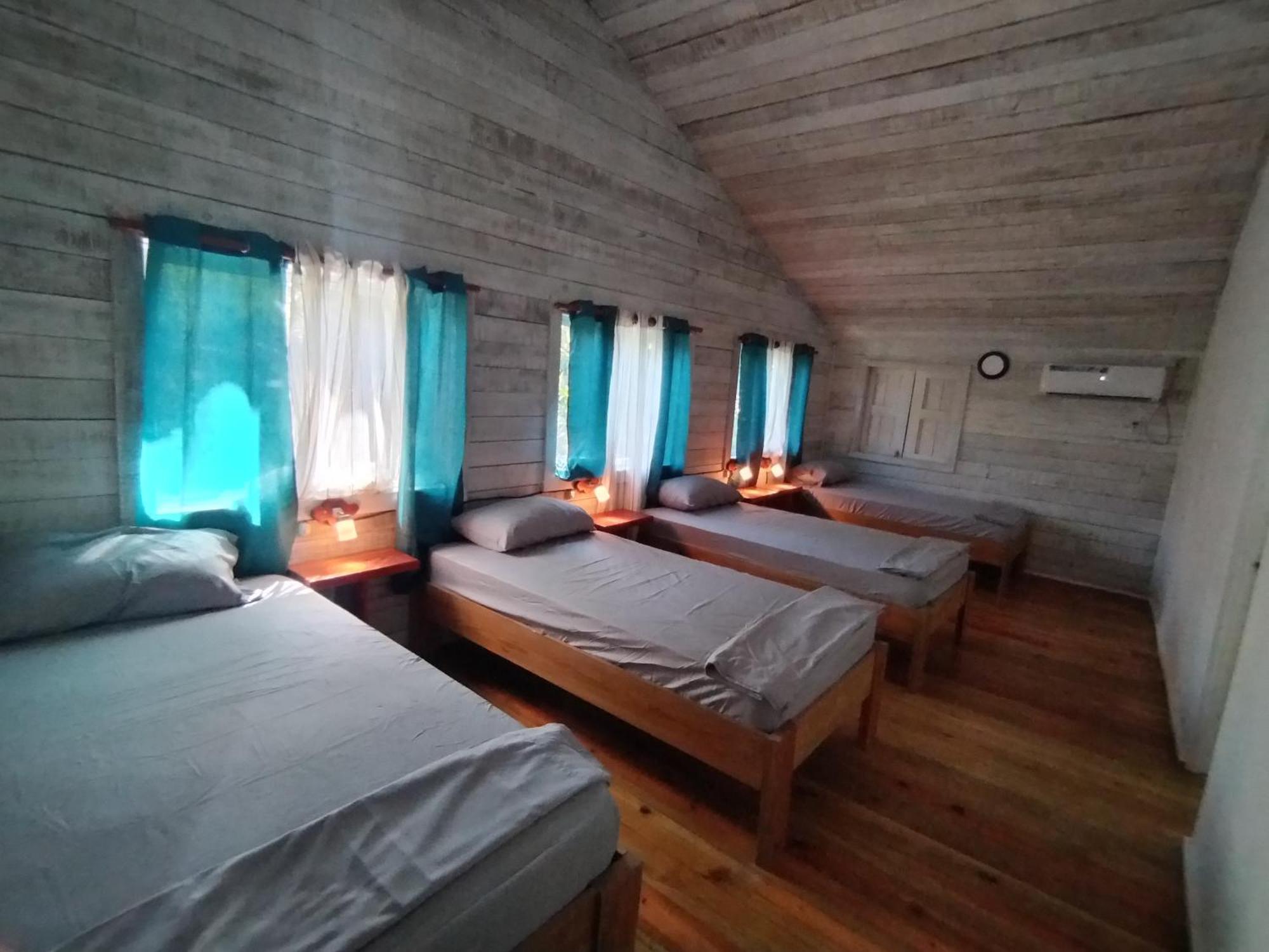 Hotel Tierra Verde Bed And Breakfast Bocas del Toro Zewnętrze zdjęcie