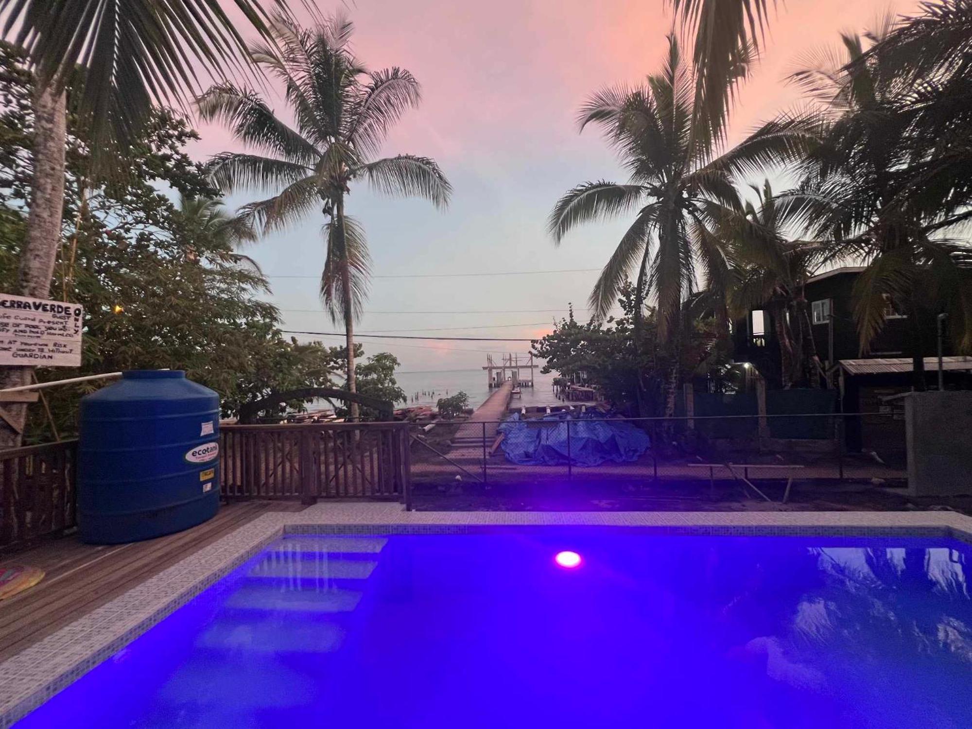 Hotel Tierra Verde Bed And Breakfast Bocas del Toro Zewnętrze zdjęcie